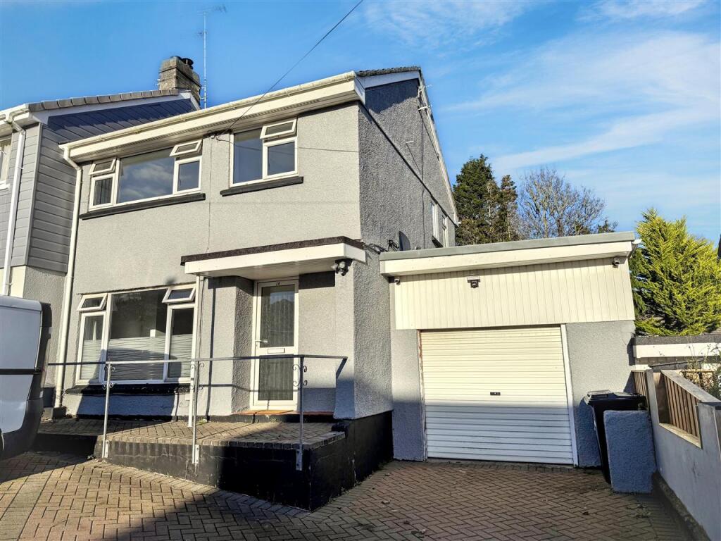 Main image of property: FALMOUTH