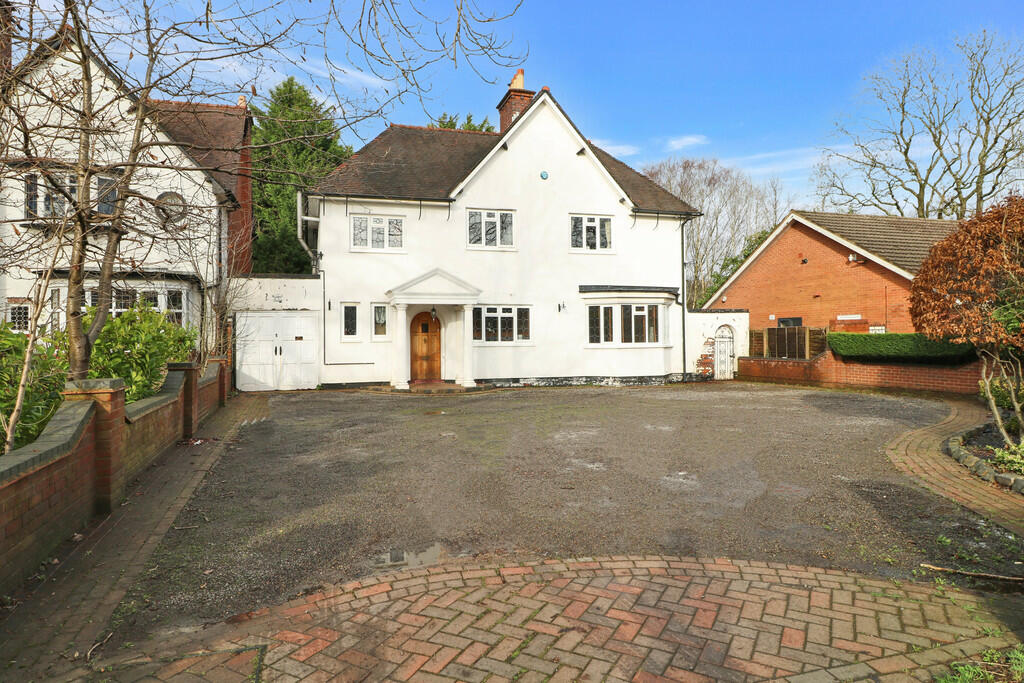5 bedroom detached house for sale in Streetsbrook Road, Solihull, B91