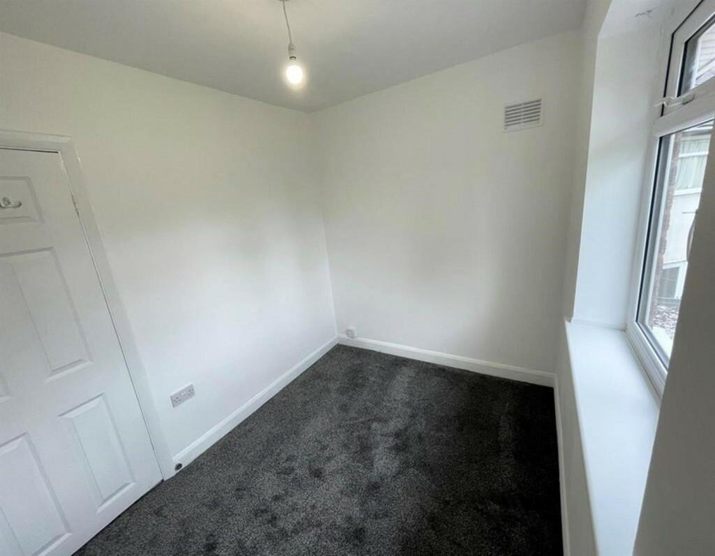 Additional property image - Highwood Avenue, Solihull