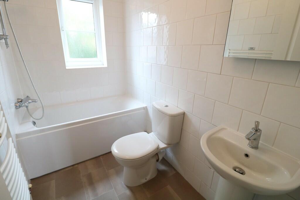 Additional property image - Calcutt Way, Shirley