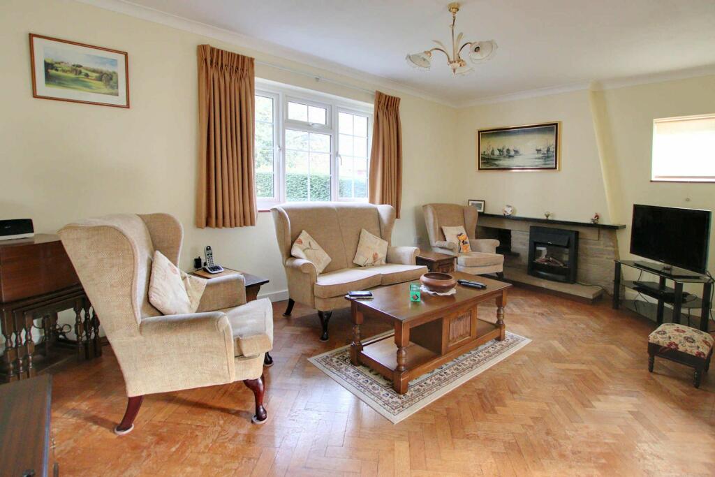 Additional property image - Hawes Lane, West Wickham, BR4