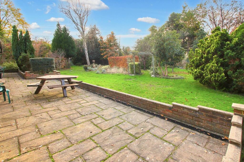 Additional property image - Hawes Lane, West Wickham, BR4