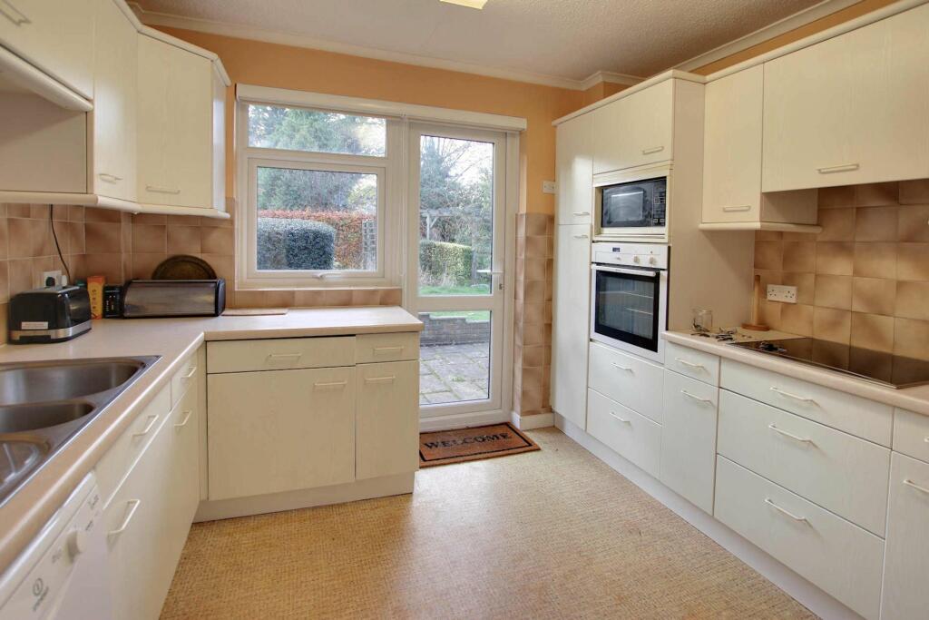Additional property image - Hawes Lane, West Wickham, BR4