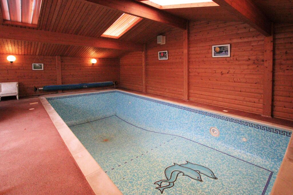 Additional property image - Stambourne Way, West Wickham, BR4