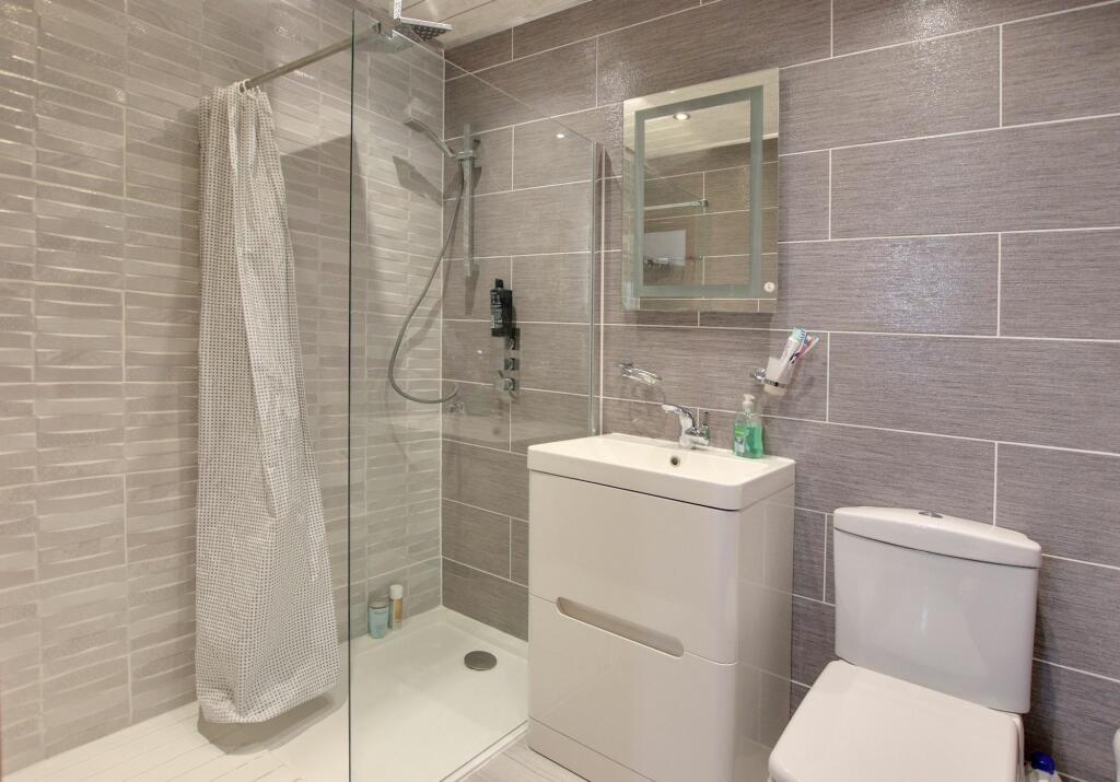 Additional property image - Spring Park Avenue, Shirley