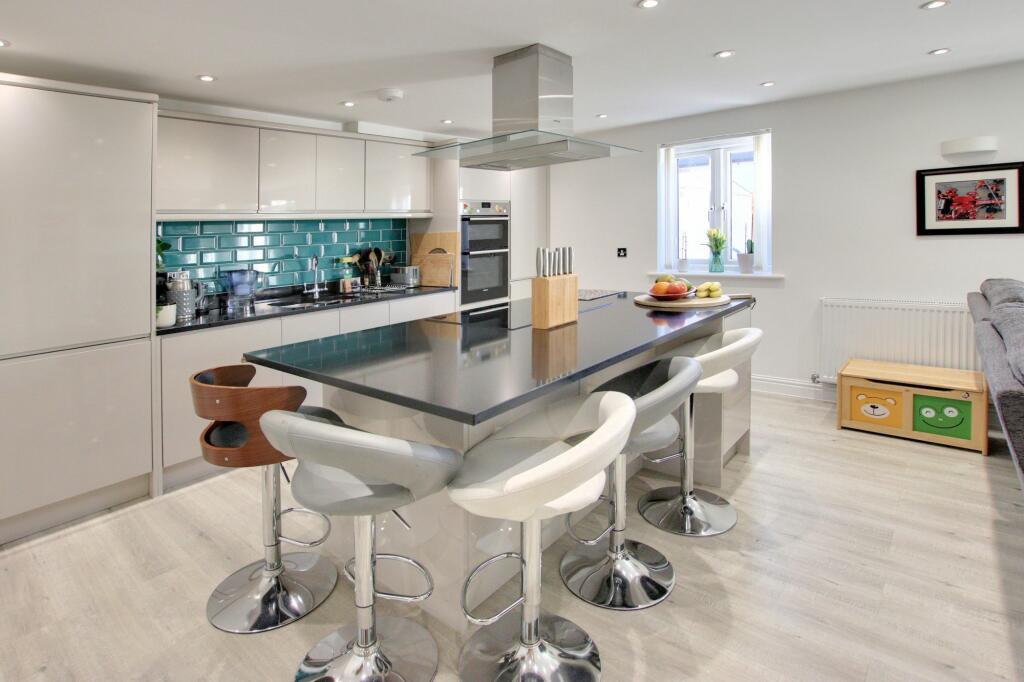 Additional property image - Orchard Way, Shirley