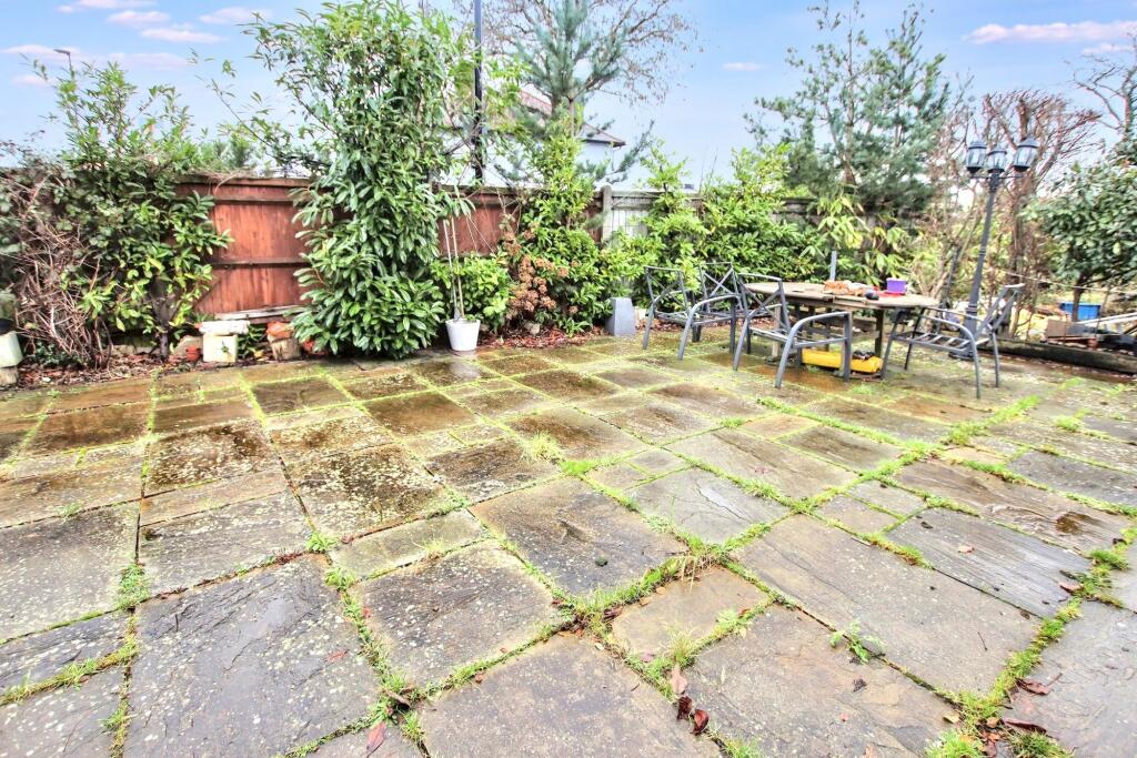 Additional property image - Hartland Way, Shirley