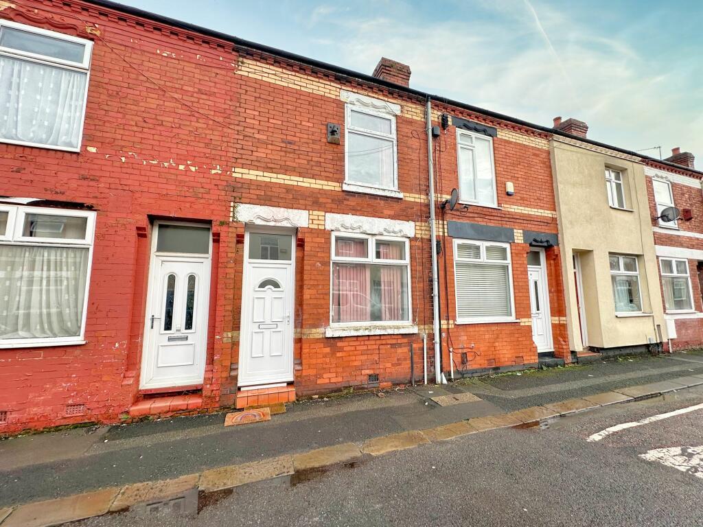 2 bedroom terraced house for sale in Caroline Street, Irlam, M44