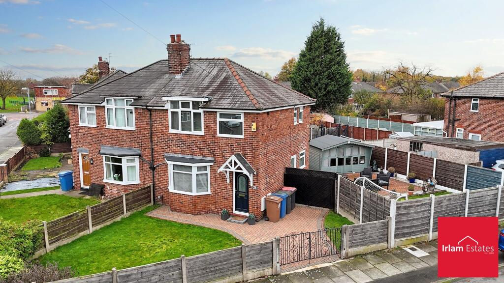 Main image of property: Warwick Road, Cadishead, M44