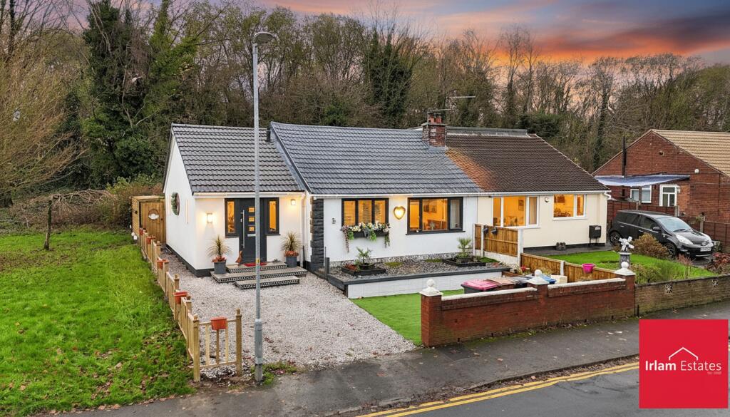 Main image of property: New Moss Road, Cadishead, M44