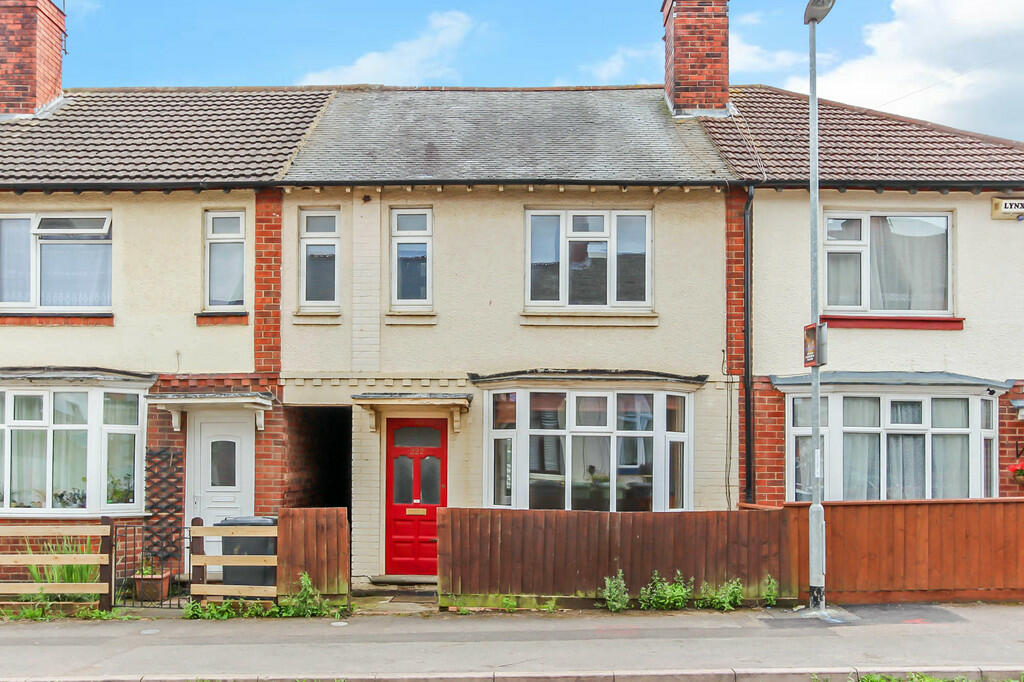 2 bedroom terraced house for sale in Mill Road, Wellingborough, NN8