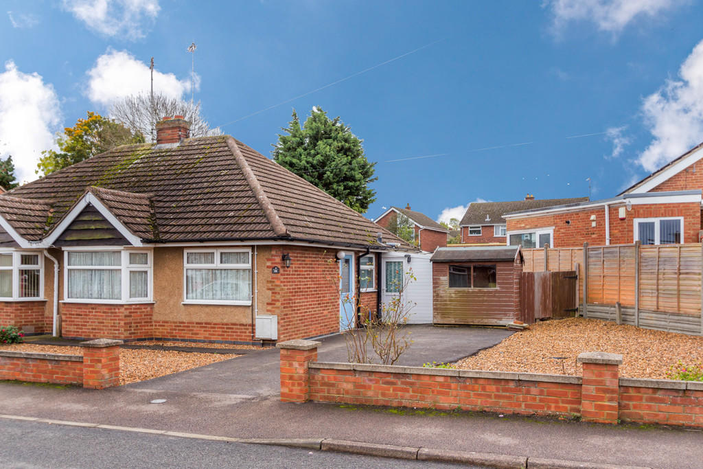 2 bedroom semi-detached bungalow for sale in Manor Close, Irchester, NN29