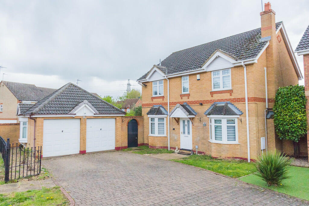 4 bedroom detached house for sale in Ebbw Vale Road, Irthlingborough, NN9