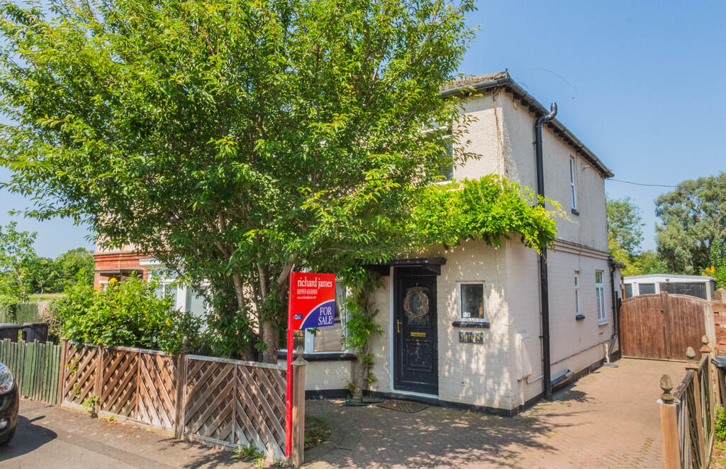 Main image of property: Hawthorne Road, Finedon