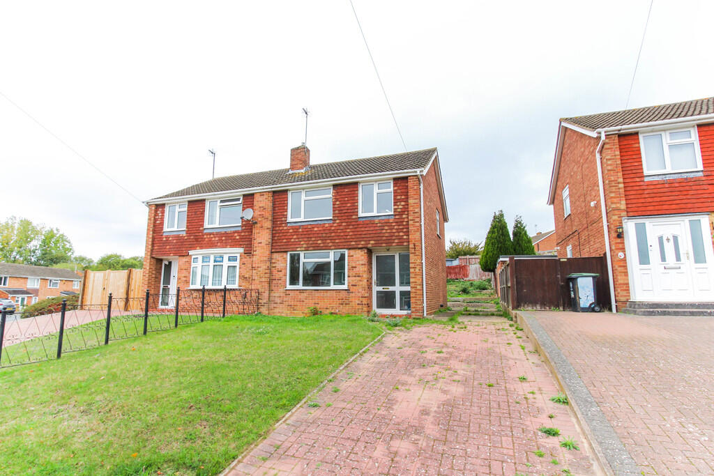 Main image of property: Drayton Road, Irthlingborough