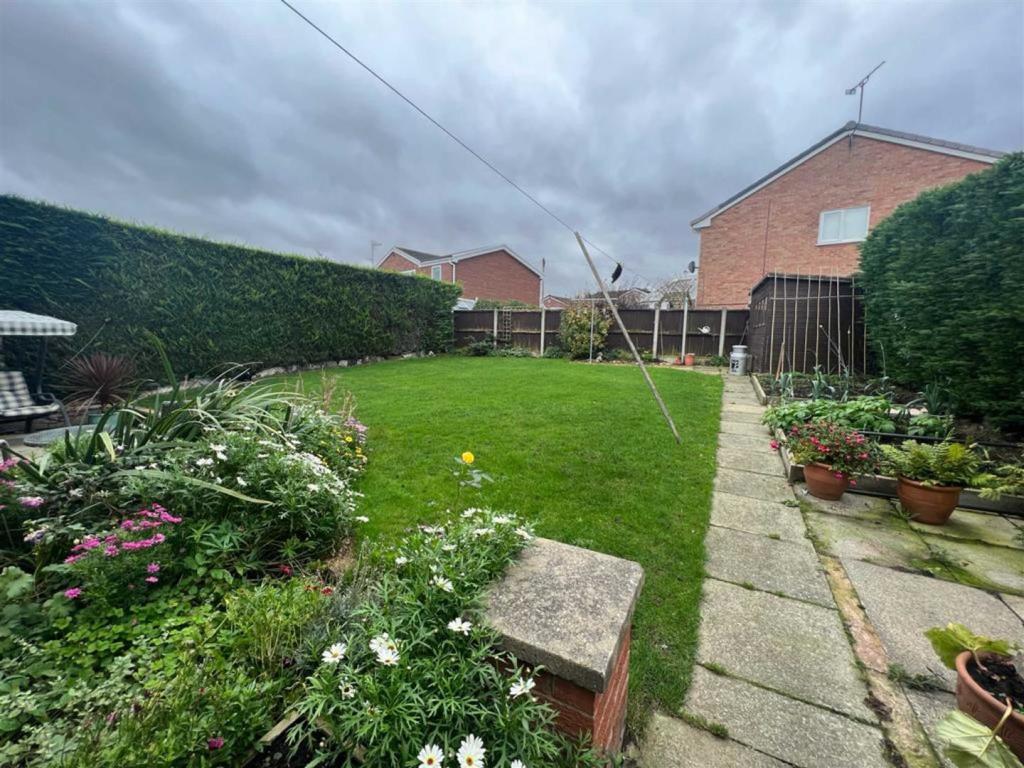 3 bedroom detached house for sale in Birkdale Road, Goulbourne, LL13