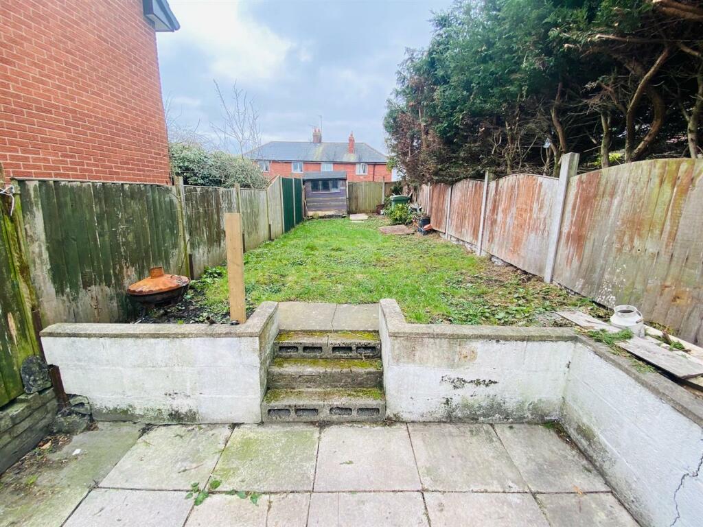 2 bedroom semidetached house for sale in Stryt Issa, Penycae, LL14