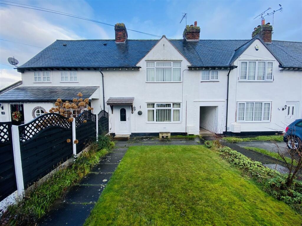 2 bedroom terraced house for sale in Ffordd Estyn, Wrexham, LL11