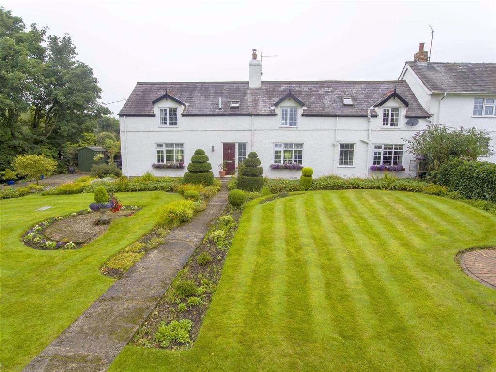 4 bedroom cottage for sale in FfynnonYCeirw, Bwlchgwyn, Wrexham, LL11