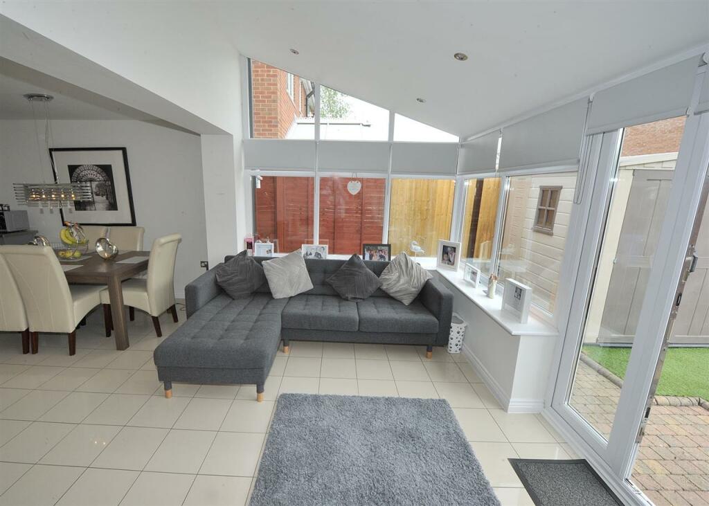 3 bedroom semidetached house for sale in 53 Hayes Road, Cadishead M44