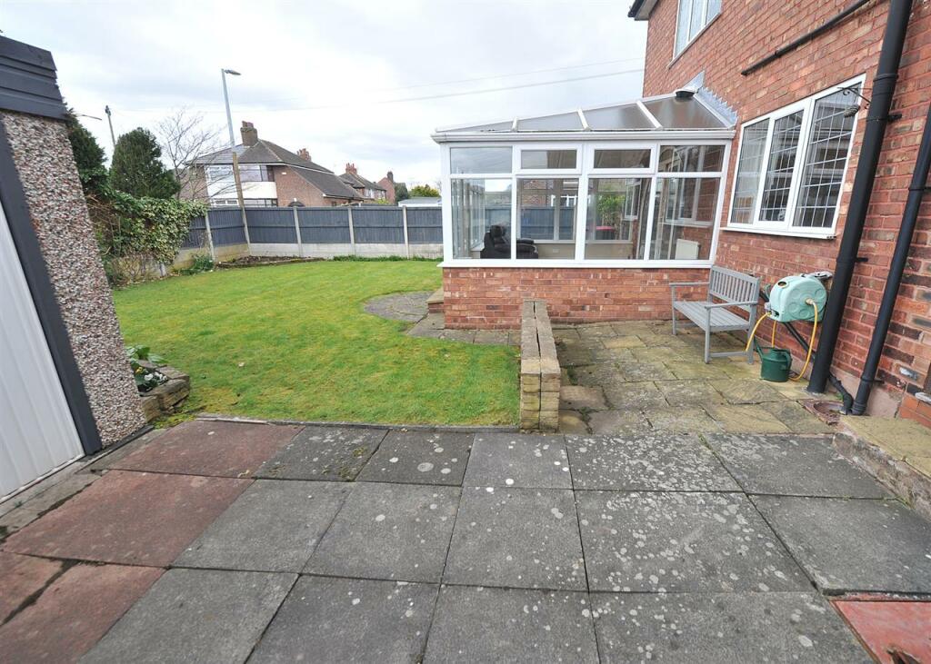 4 bedroom detached house for sale in 21 Springfield Lane, Irlam M44 6NB