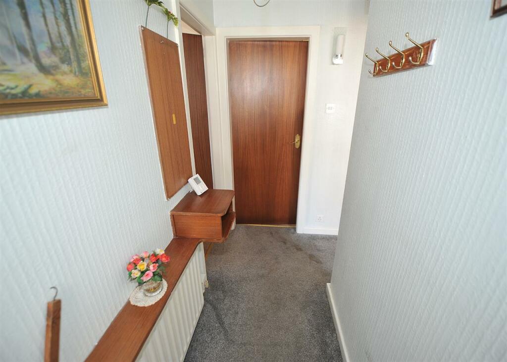 2 bedroom bungalow for sale in 14 Newlands Avenue, Irlam M44 6WE, M44