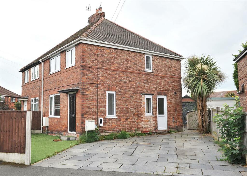 3 bedroom semidetached house for sale in 92 Eldon Road, Irlam M44 6DH, M44