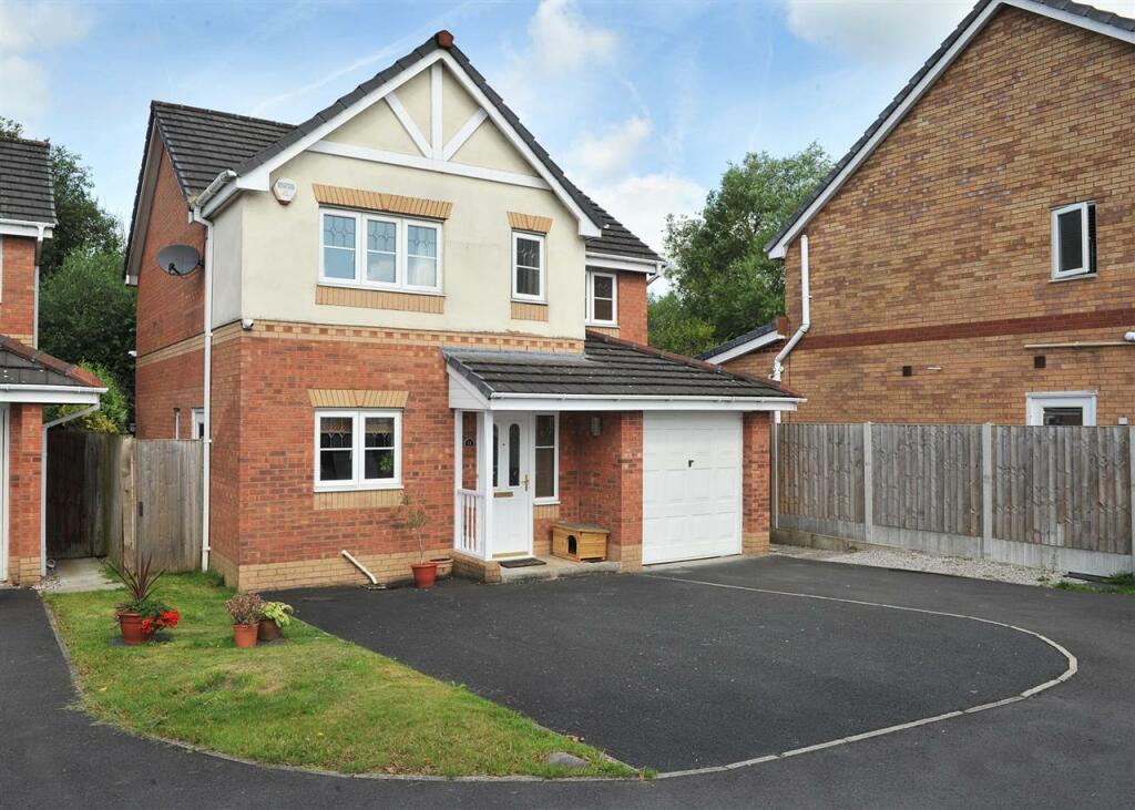 Main image of property: 11 Powdermill Close, Irlam M44 6RR