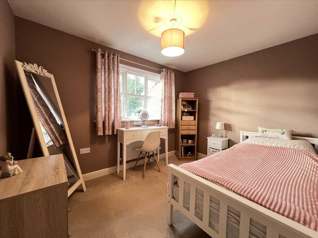 Additional property image - 17 Brown Leaves Grove, Copster Green, Blackburn, BB1 9AL