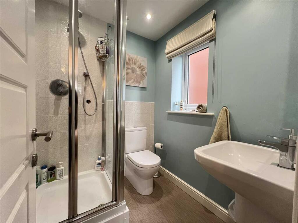 Additional property image - 17 Brown Leaves Grove, Copster Green, Blackburn, BB1 9AL