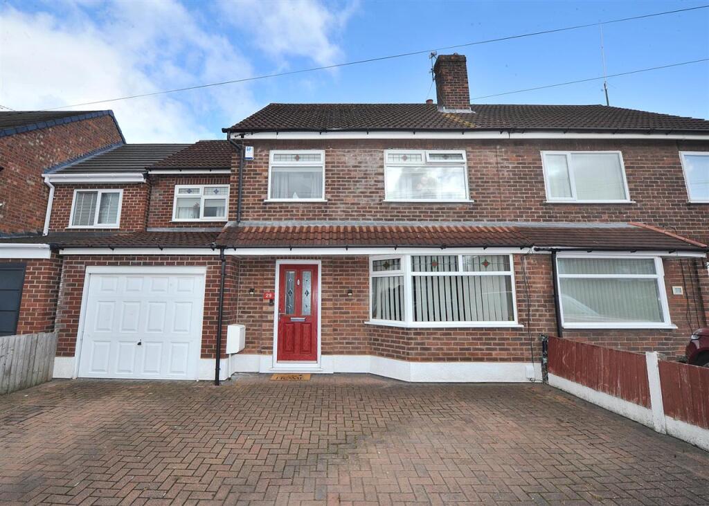 Main image of property: 29 Rose Avenue, Irlam M44 6AQ