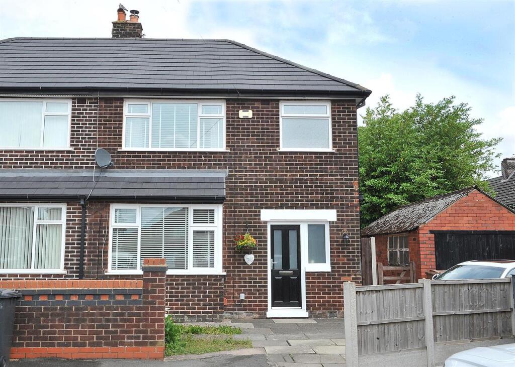 Main image of property: 4 Rose Crescent, Irlam M44 6AP