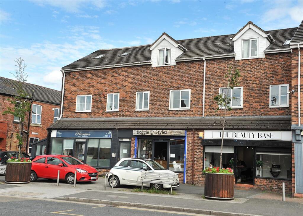 Main image of property: 549 Liverpool Road, Irlam M44 6ZT