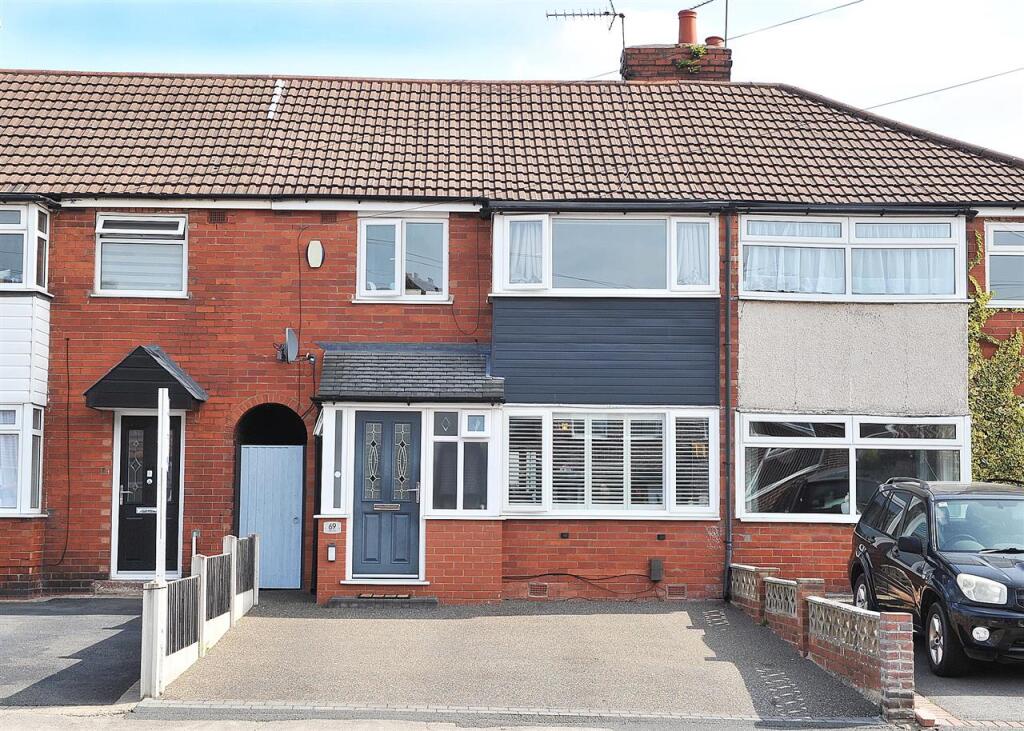 Main image of property: 69 Ferry Road, Irlam M44 6DN