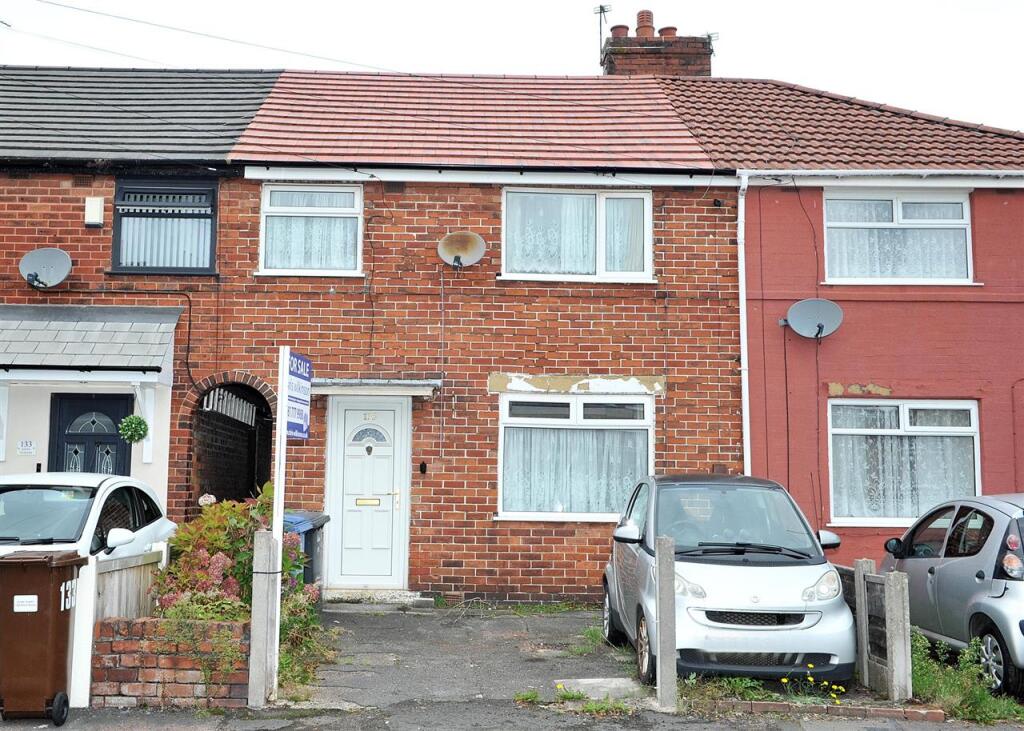 Main image of property: 135 Eldon Road, Irlam M44 6DF