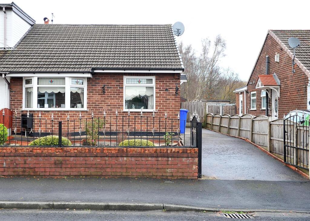 Main image of property: 33 Sunningdale Drive M44 6NJ