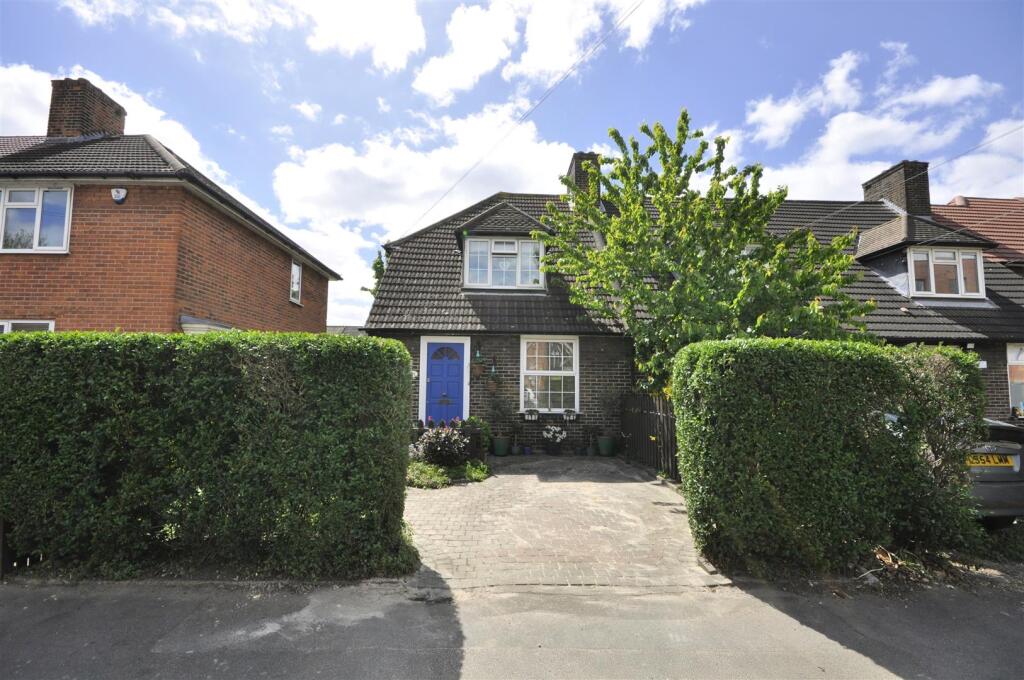 Main image of property: Parsloes Avenue, Dagenham