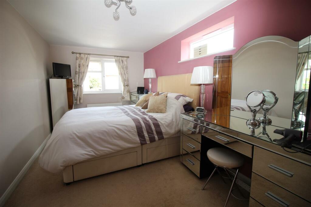 Additional property image - The Greenways, Coggeshall, Colchester