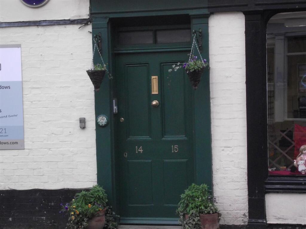 Main image of property: Flat 4, 14-15 Market Hill, Coggeshall