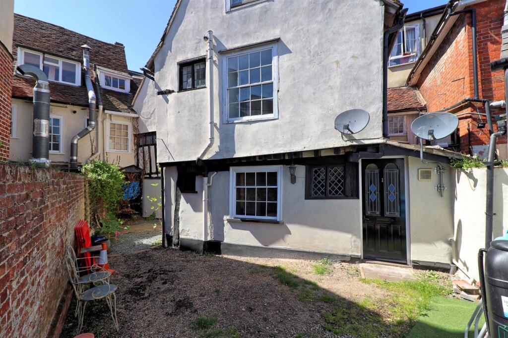 Main image of property: Flat 1, 14-15 Market Hill, Coggeshall