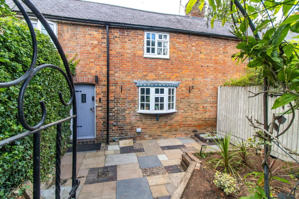 Main image of property: The Square, Newton Harcourt, Leicester, LE8