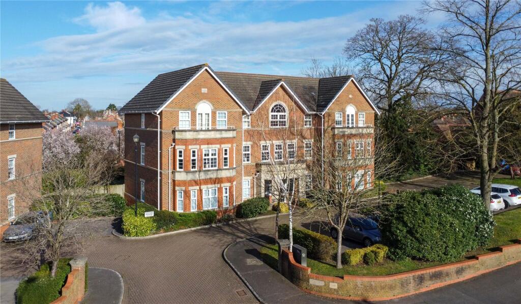 2 bedroom apartment for sale in Wokingham Road, Reading, Berkshire, RG6