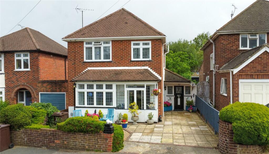 Main image of property: Eastcourt Avenue, Earley, Reading, Berkshire, RG6