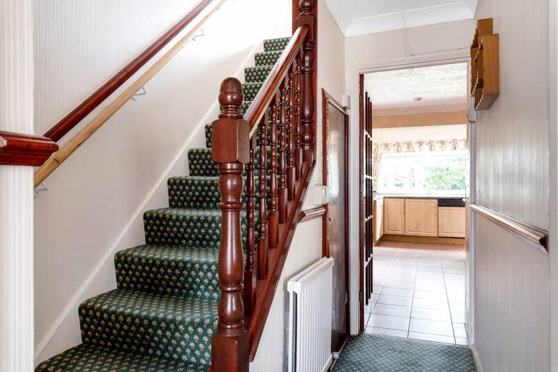 3 bedroom detached house for sale in Chalet Close, Bexley, DA5