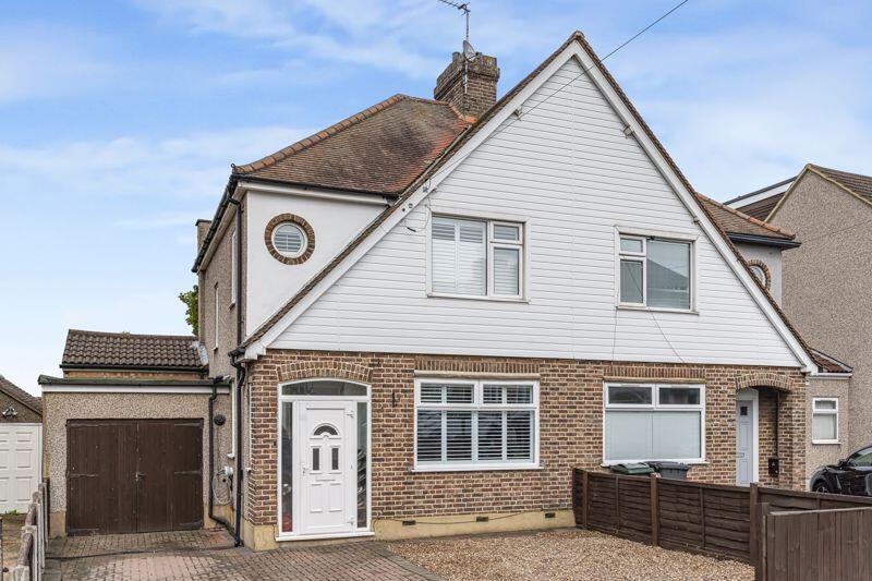 3 bedroom semi-detached house