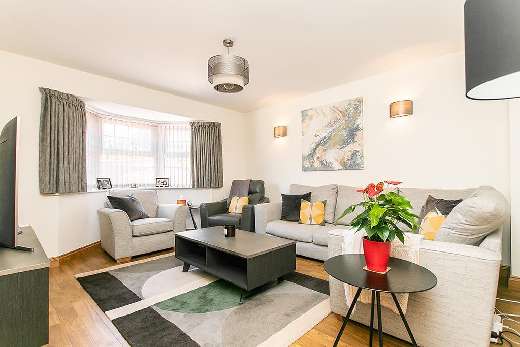 4 bedroom detached house for sale in Plains Road, Mapperley, Nottingham