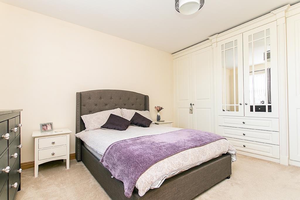 4 bedroom detached house for sale in Plains Road, Mapperley, Nottingham, NG3