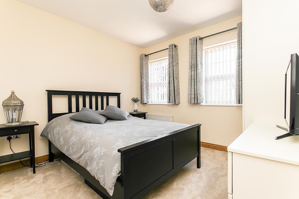 4 bedroom detached house for sale in Plains Road, Mapperley, Nottingham