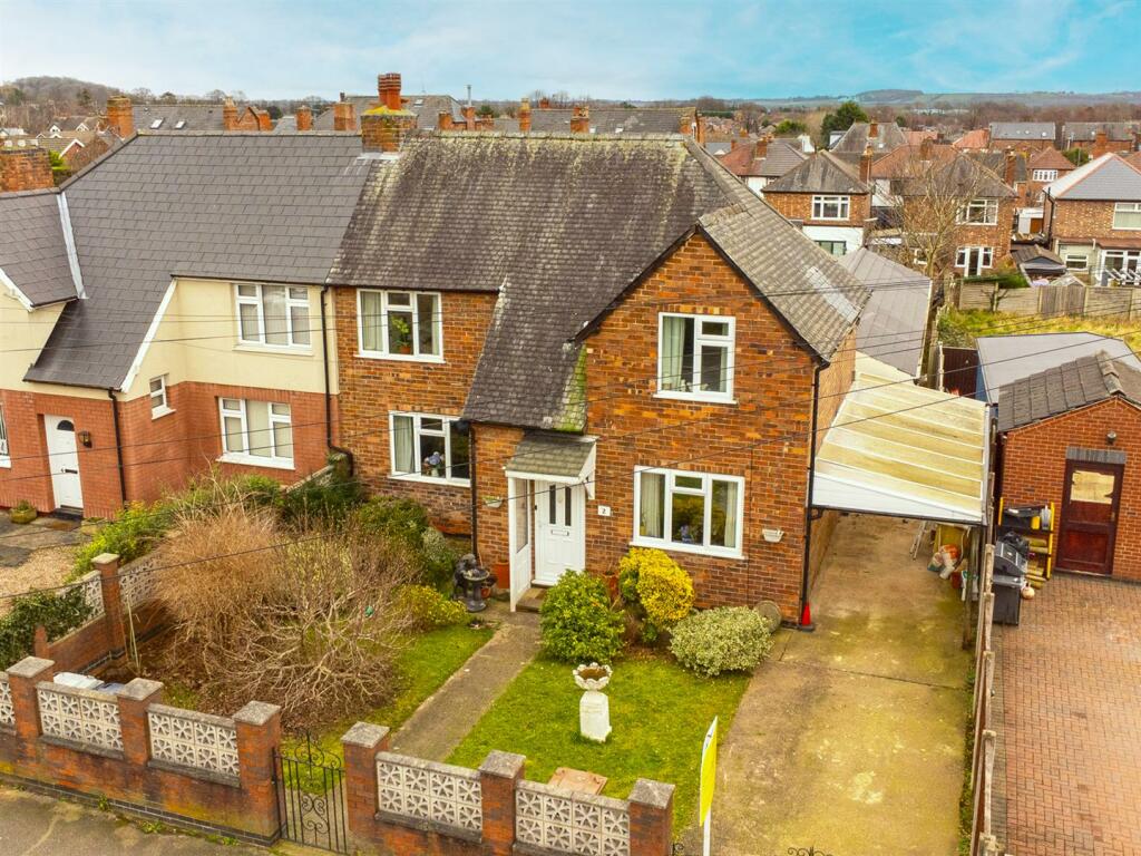 4 bedroom semidetached house for sale in Priory Road, Gedling