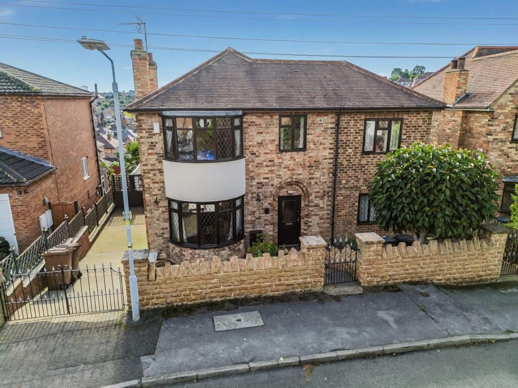 Main image of property: Imperial Avenue, Gedling, Nottingham